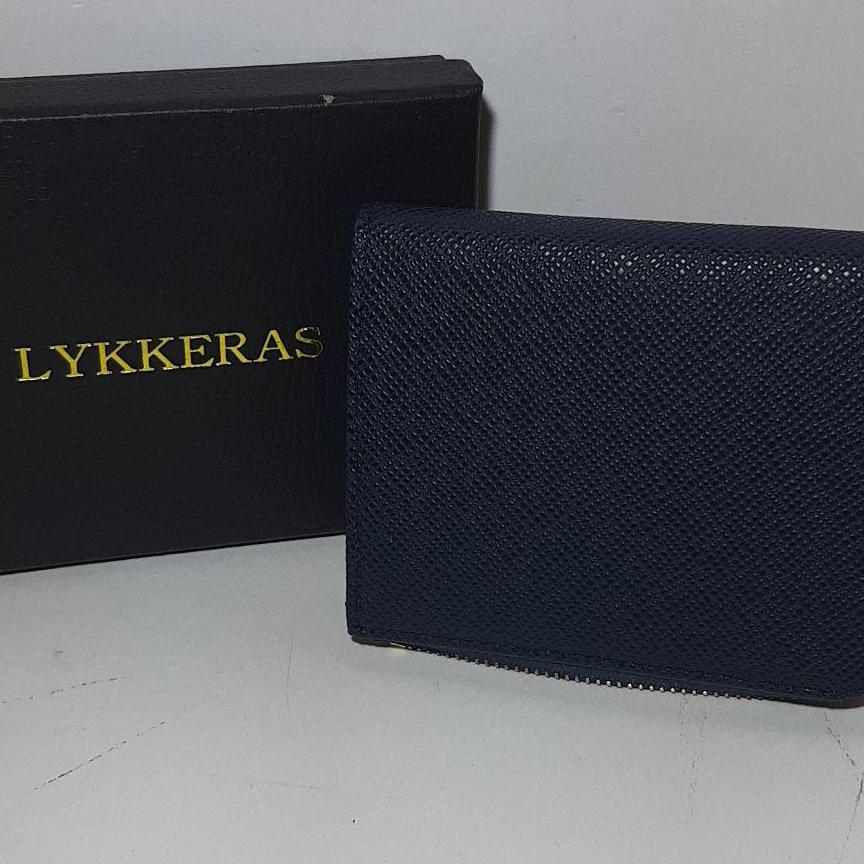 新品未使用　LYKKERAS　牛革　カードケース